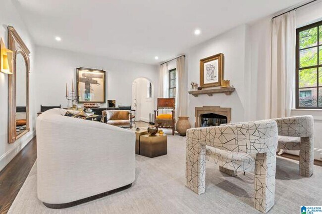 Building Photo - 2505 Montevallo Rd