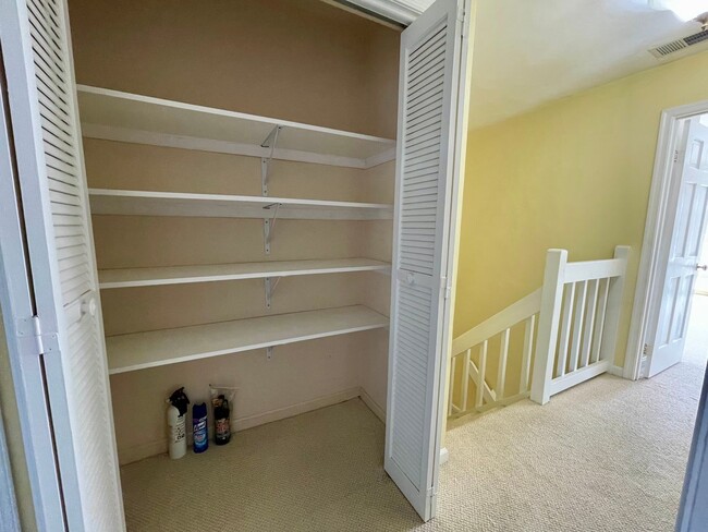 Building Photo - 3 Bed 2.5 Bath Chesapeake Bay Townhome!