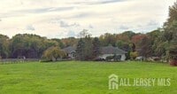 Building Photo - 433 Schoolhouse Rd