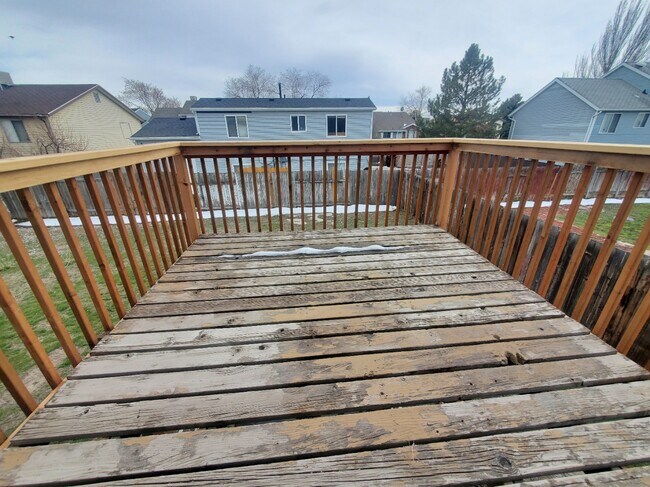 Building Photo - 4735 Wedgecliffe Dr