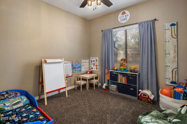 Building Photo - 9053 E Hobart St