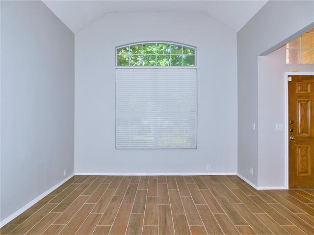 Building Photo - 1808 Ingleside Dr