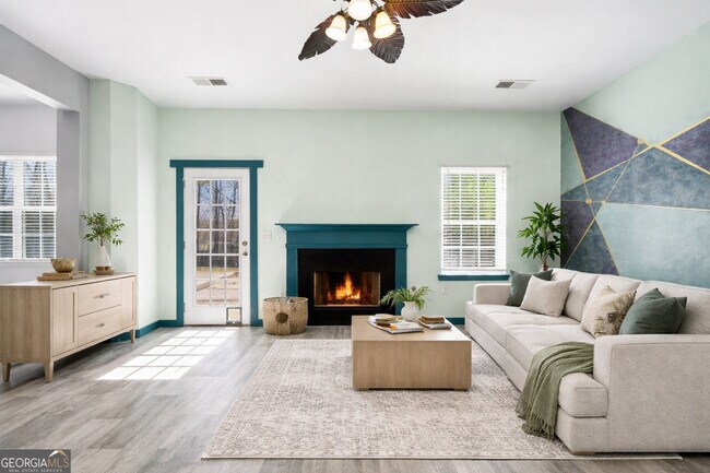 Building Photo - 1582 Ewing Farm Dr