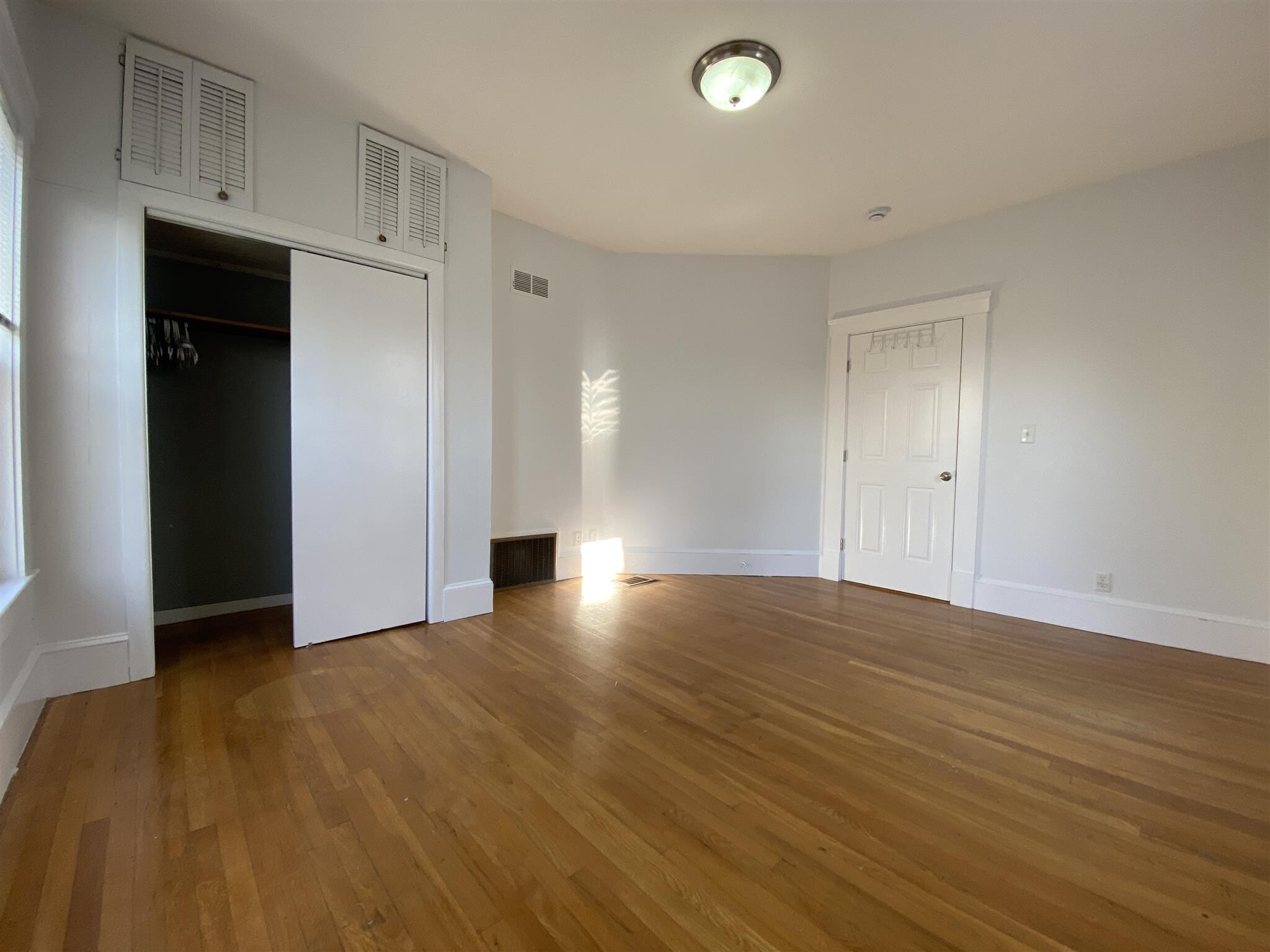 Building Photo - 21 Mount Vernon Park