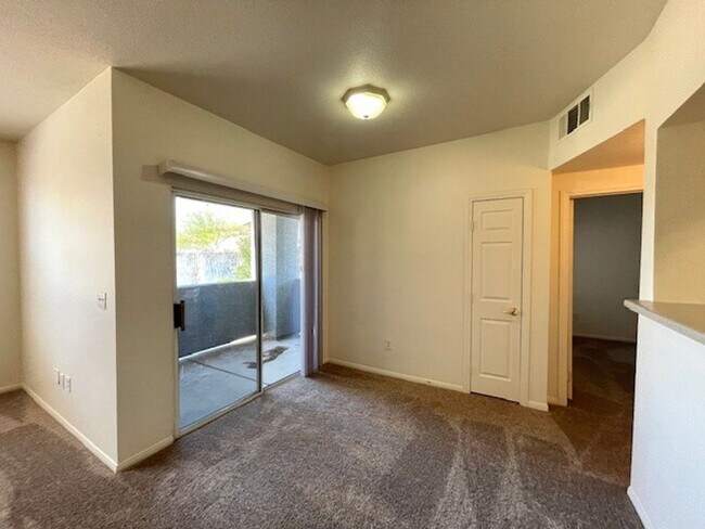 Building Photo - 6955 N Durango Dr