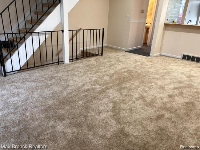 Building Photo - 1653 Wimbledon Dr