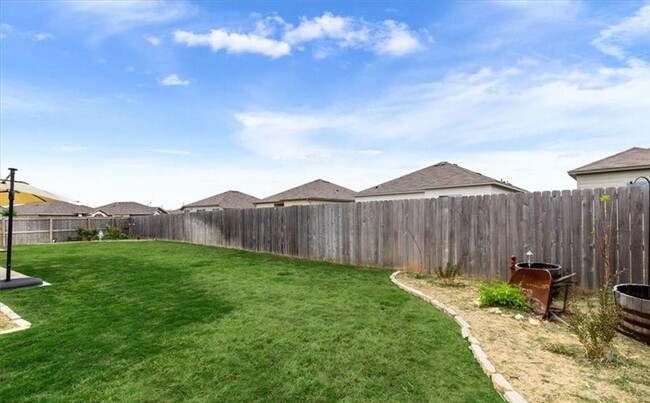 Building Photo - Gorgeous 3-bedroom 2-bathroom in Belton ISD!