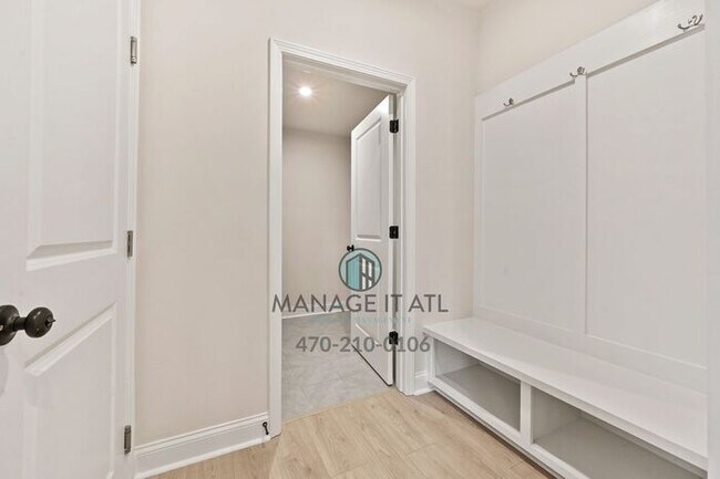 Building Photo - 3112 Ace Blvd