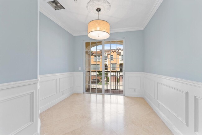 Building Photo - 604 NE Francesca Ln