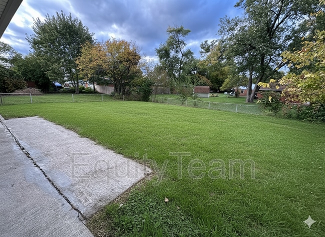 Building Photo - 238 Diston Ln