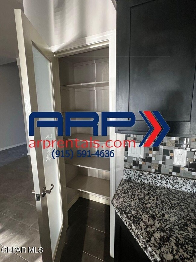 Building Photo - 3720 Loma Jacinto