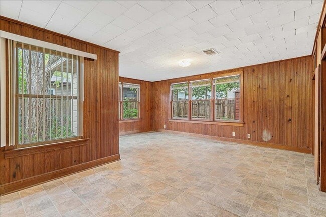 Building Photo - 3510 Lafayette Ave