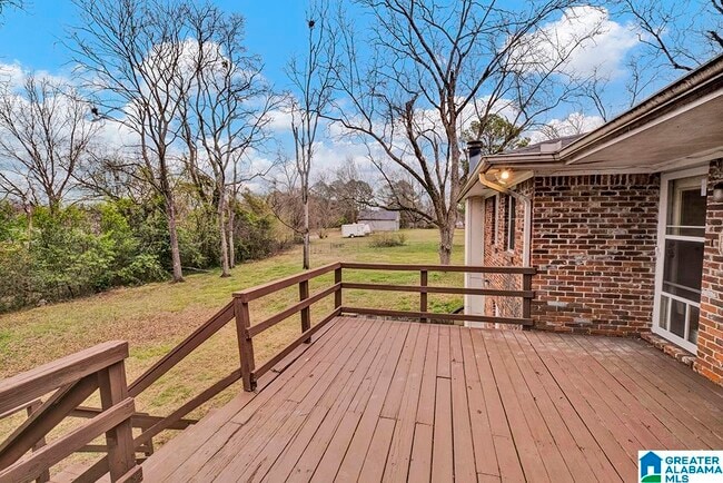 Building Photo - 126 E Jones Ct