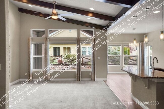Building Photo - 7215 Rim Bluff Ln