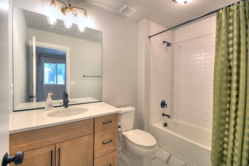 Building Photo - 7376 Cracker Jack Hts