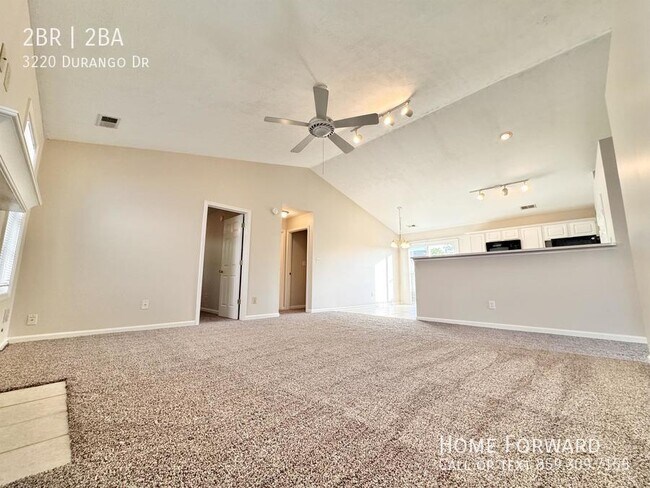 Building Photo - 3220 Durango Dr