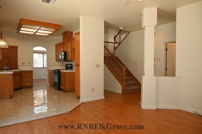 Building Photo - 8868 Chadbury Pl
