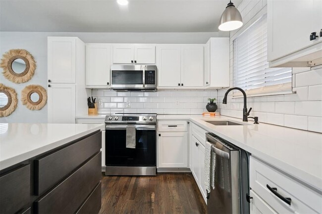 Building Photo - 4104 NW 59th St