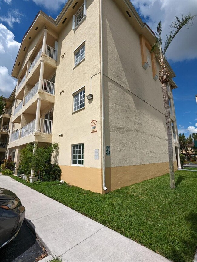 Building Photo - 6940 NW 179th St