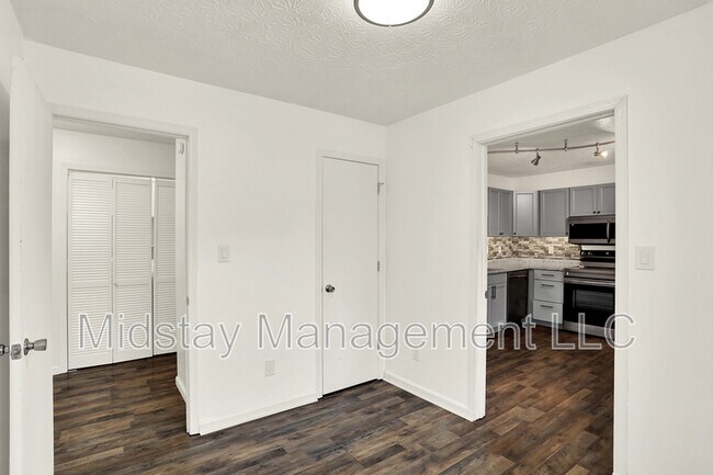 Building Photo - 5120 Haverford Ave