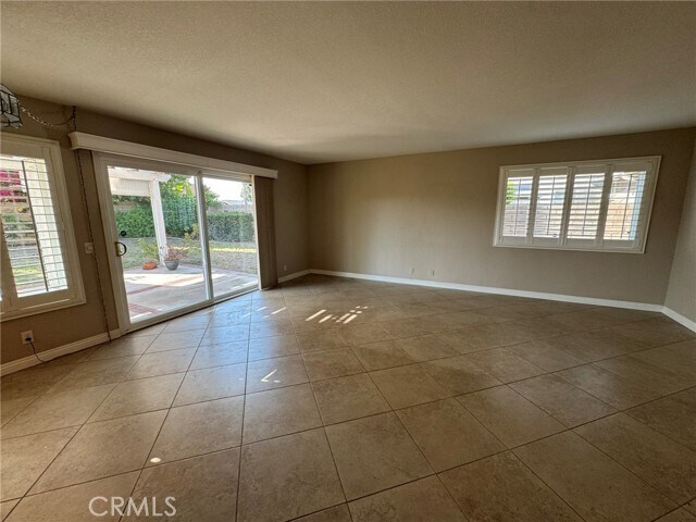 Building Photo - 1827 Wellspring Dr
