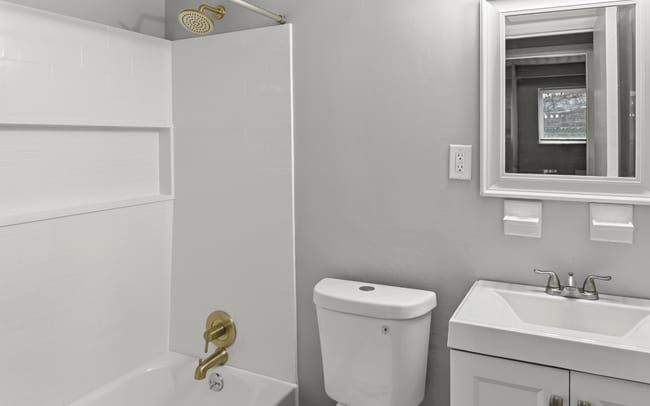 Renovated Bathrooms - Somerset Apartments