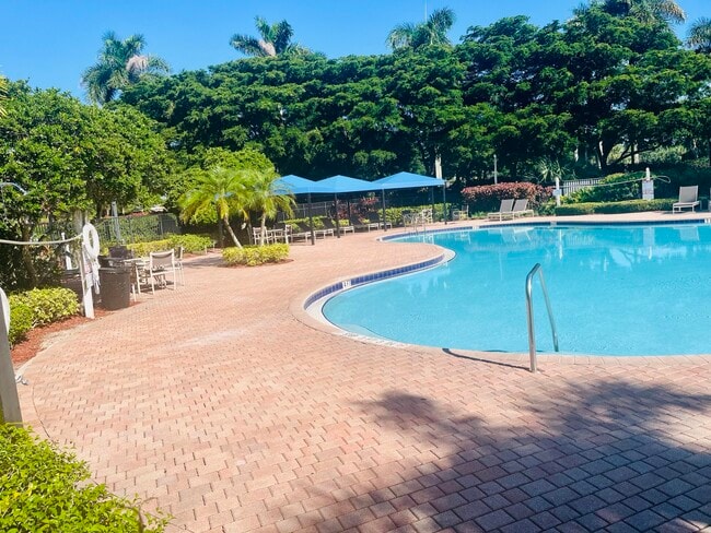 Building Photo - 5200 Rising Comet Ln