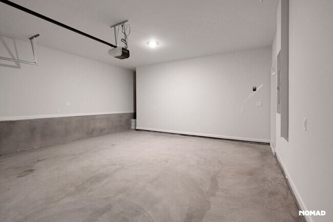 Building Photo - Charming 3BR Townhome in Buford