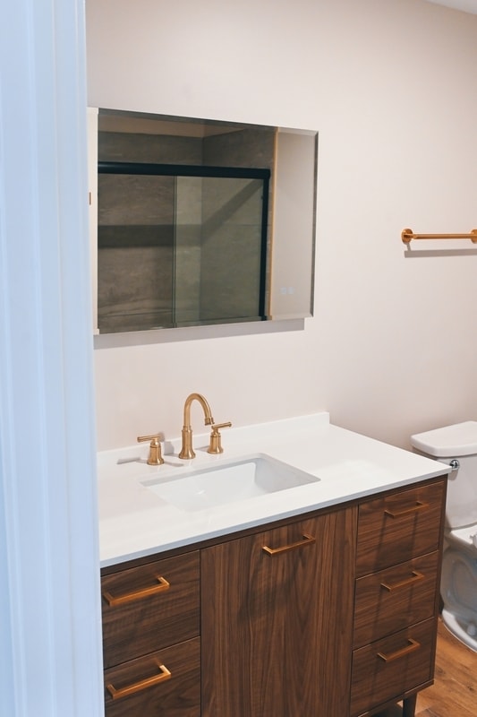 Building Photo - 754 Mt Vernon Ave