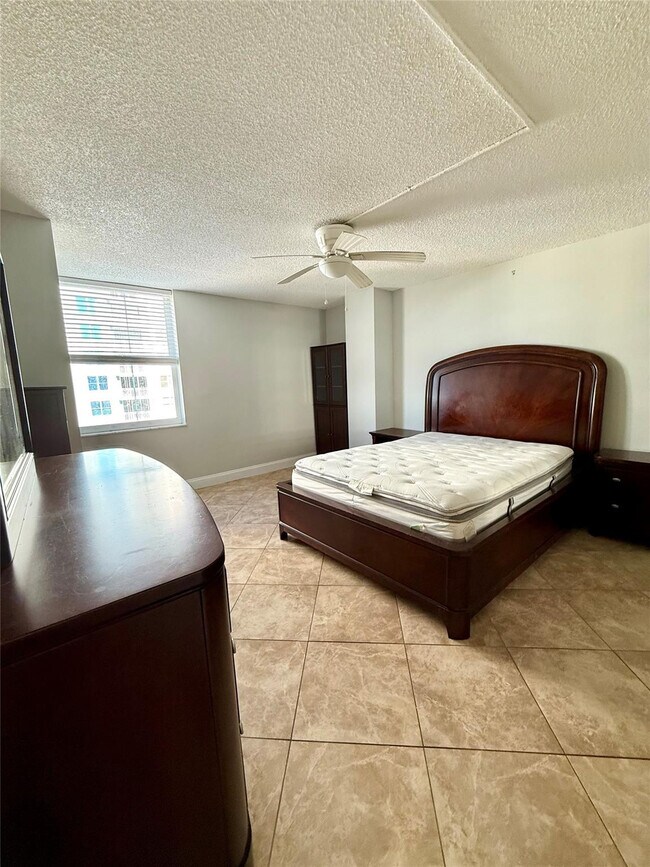 Building Photo - 111 Briny Ave