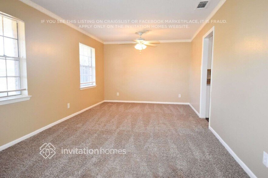 Building Photo - 945 Clear Springs Dr