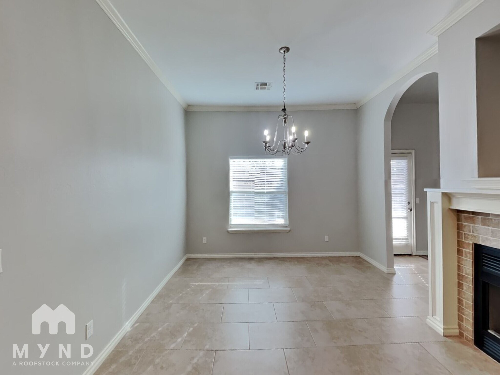 Building Photo - 3204 Valley Hollow