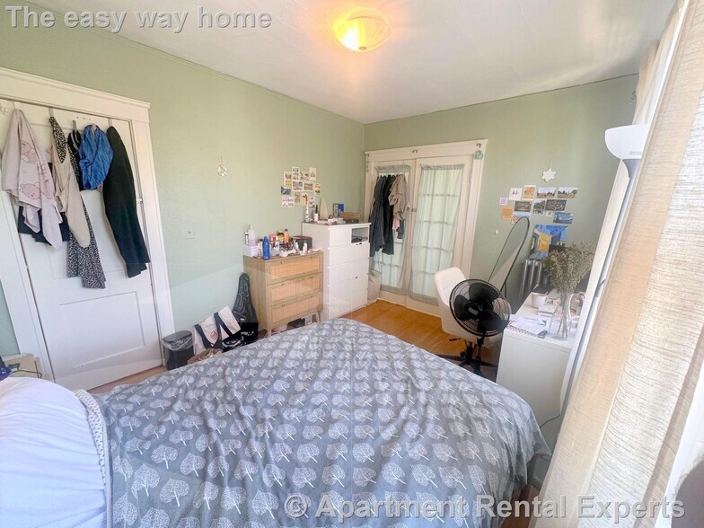 Building Photo - 172 Norfolk St