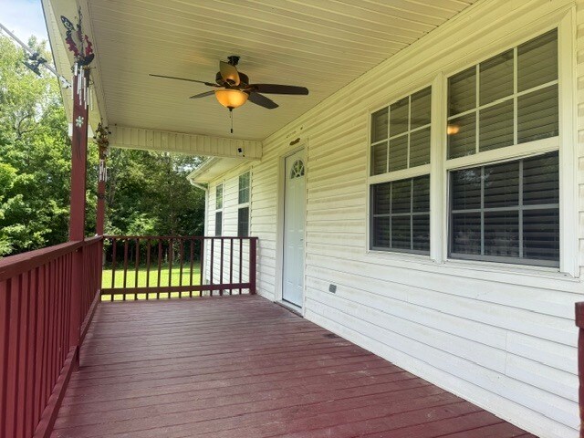 Building Photo - 113 Lackey Ln