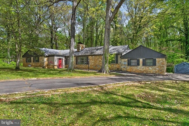 Building Photo - 5109 Blue Ridge Ave