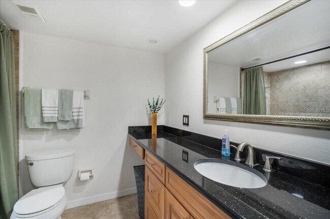 Building Photo - 9558 Tara Cay Ct