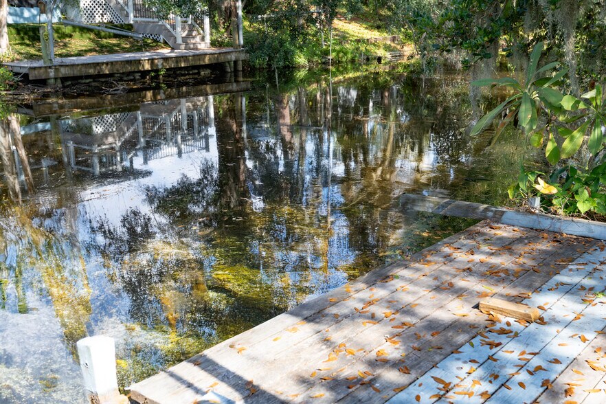 Building Photo - 3101 N Canal Dr