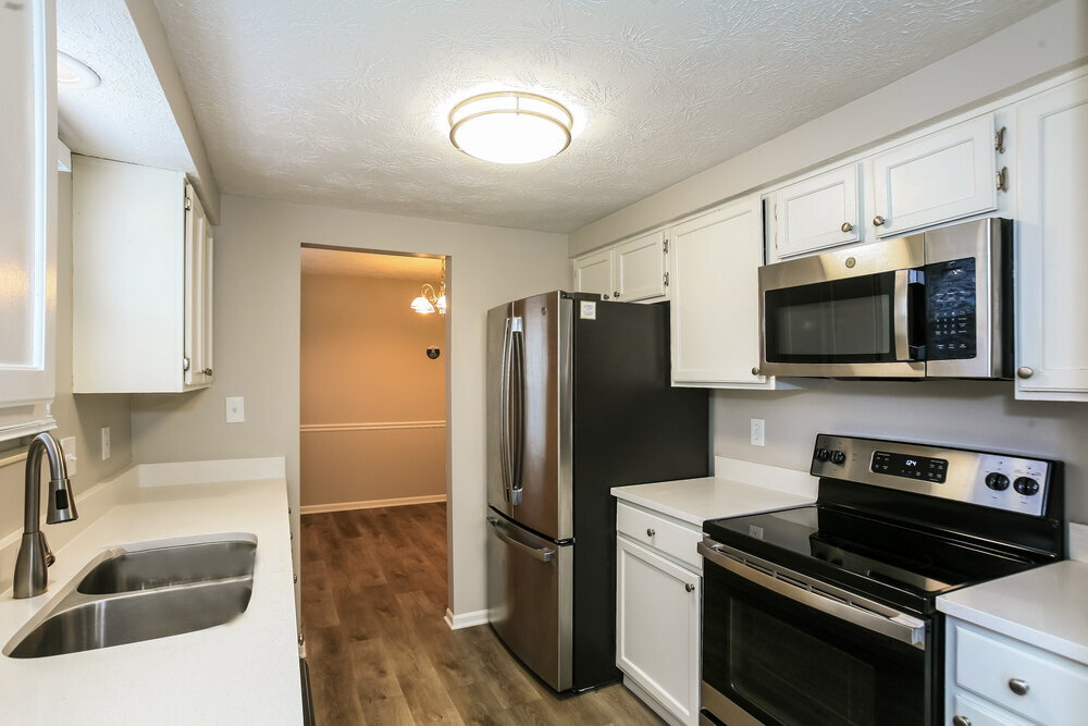 Building Photo - 8332 Castle Ridge Ln