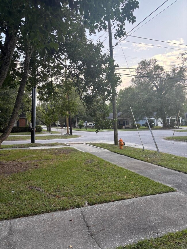 Primary Photo - 401 N Magnolia St
