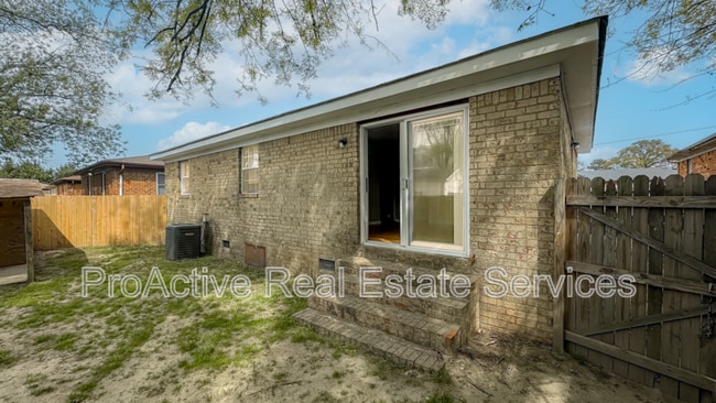 Building Photo - 4305 Tides Ct