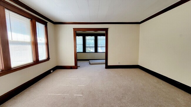 Building Photo - 149 Powder House Blvd