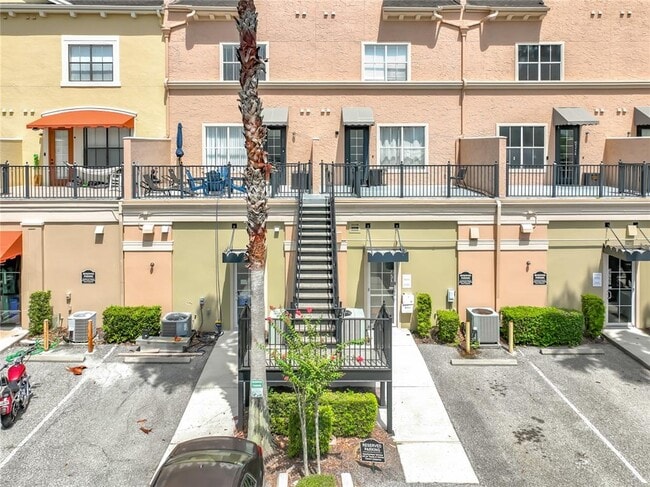 Building Photo - 3716 Avalon Park E Blvd