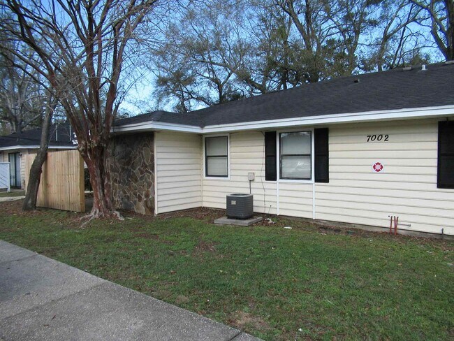 Primary Photo - 7002 Lanier Dr