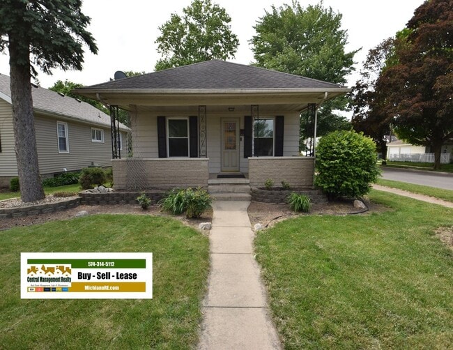 Primary Photo - River Park 2 bedroom home