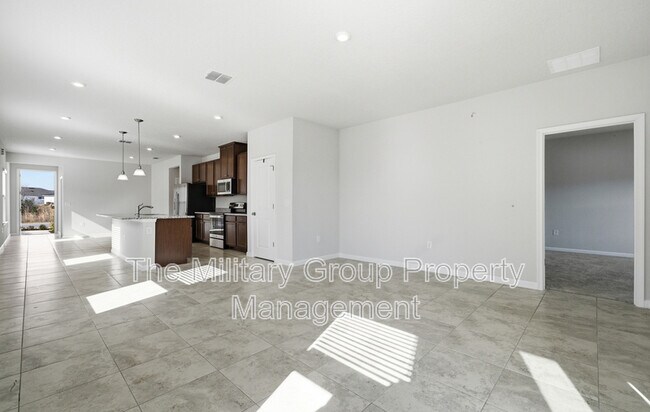 Building Photo - 11351 Streamsong Dr