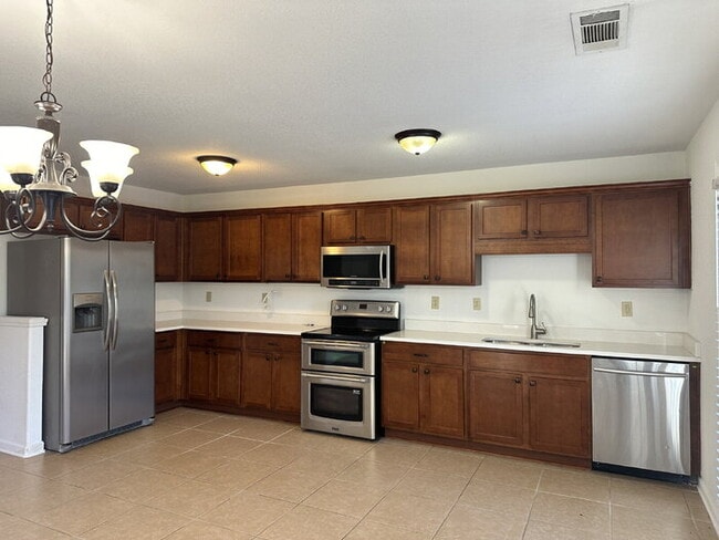 Building Photo - 321 Switchgrass Cove