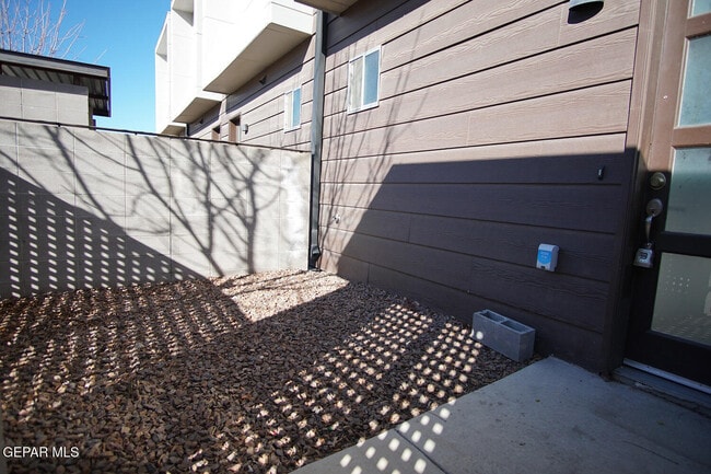 Building Photo - 6262 Woodrow Bean Transmountain