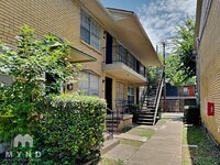 Building Photo - 3624 Parkridge Dr