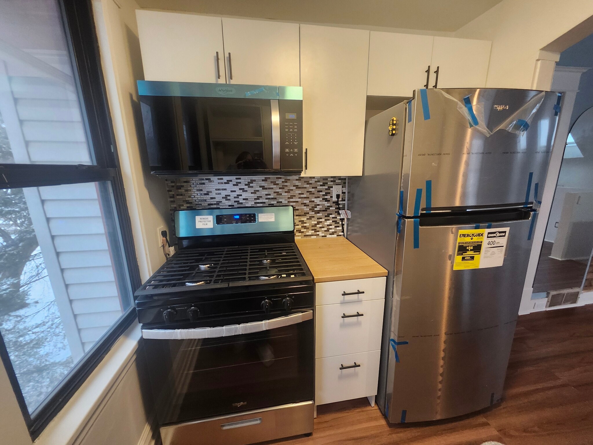 Building Photo - 796 Larpenteur Ave W