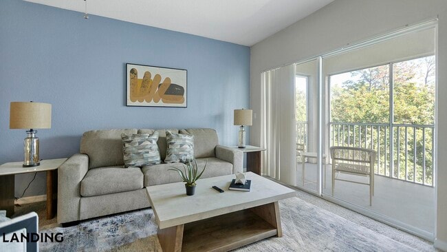 Building Photo - 3695 Island Club Dr